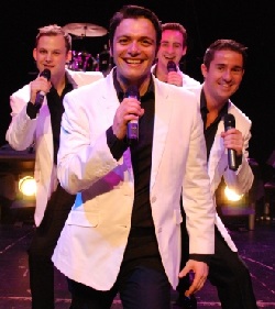 Cruise ship Headline Enterainers - Singers